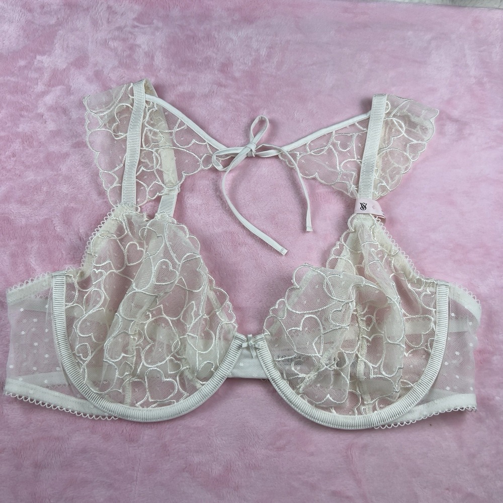 Victoria's‎ Secret Tease Coconut White Heart Embroidery Unlined Bra 38D NWT
